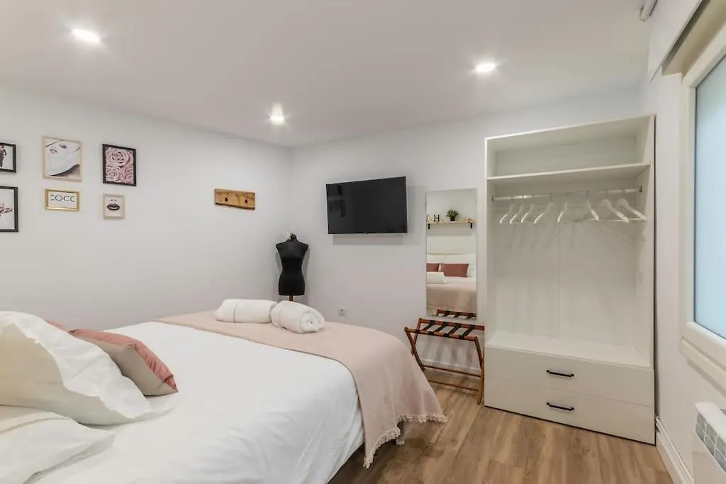 בילבאו Apt In The Old Town With Cool Terrace!! Private Parking