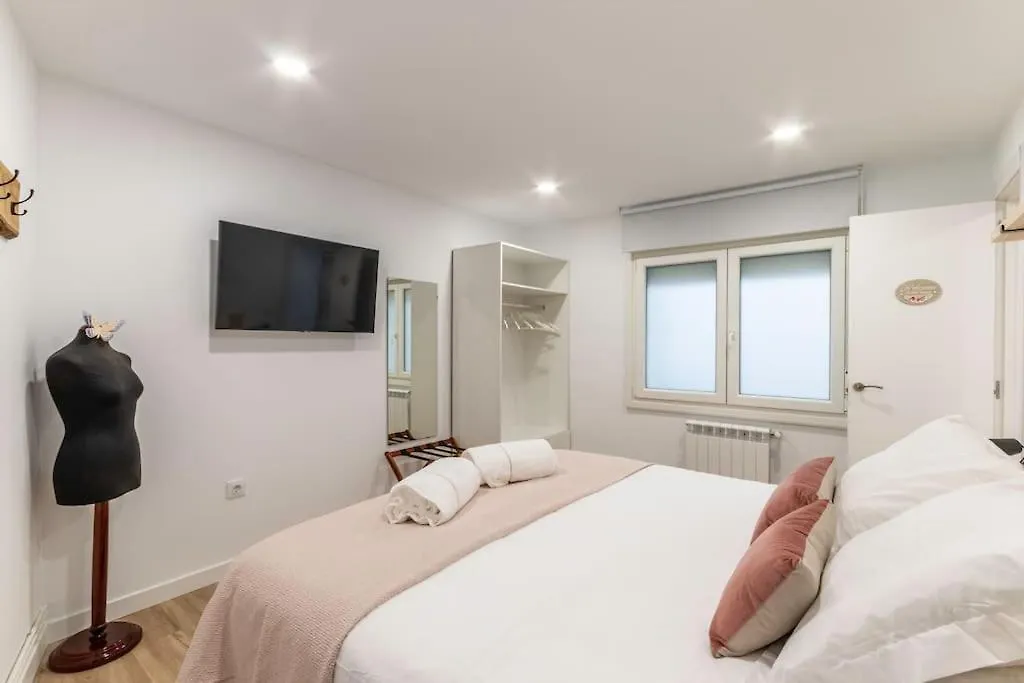 בילבאו Apt In The Old Town With Cool Terrace!! Private Parking ספרד