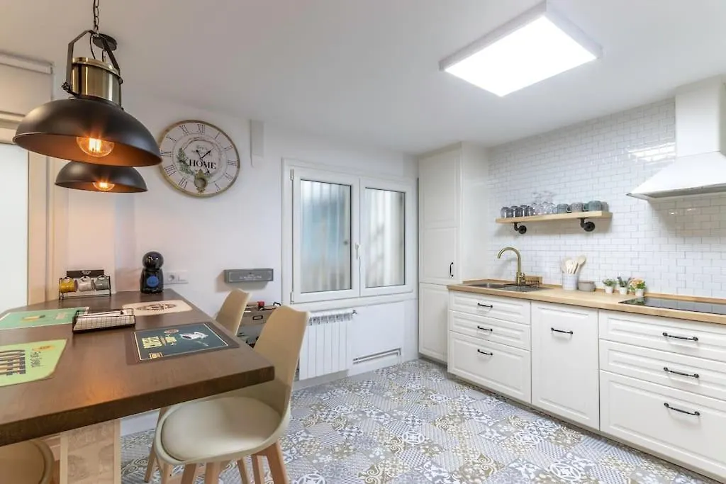 דירה בילבאו Apt In The Old Town With Cool Terrace!! Private Parking