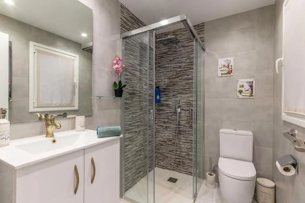 בילבאו Apt In The Old Town With Cool Terrace!! Private Parking 0*,  ספרד
